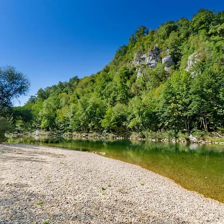 Lukceva Domacija Pocitniska Hisa - Happy Rentals * Kupa